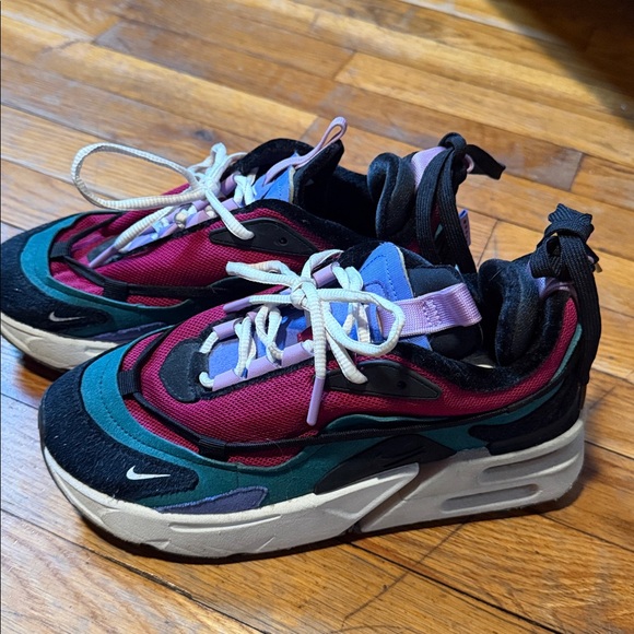 Nike Air max Furyosa NRG In Green, Raspberry Red and black colorway - Picture 5 of 5